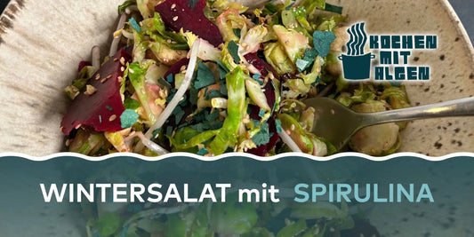 Wintersalat mit Rosenkohl, Rote Bete und Spirulina
